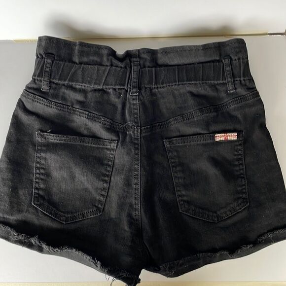Machine ~ Black Denim Shorts ~ elasticized paperbag waist ~ Size 30 - Picture 2 of 7